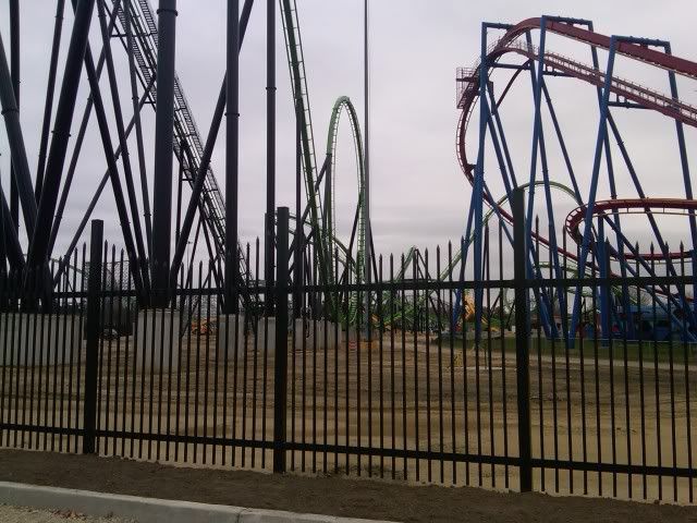 six flags great adventure green lantern roller coaster. Green Lantern#39;s track is