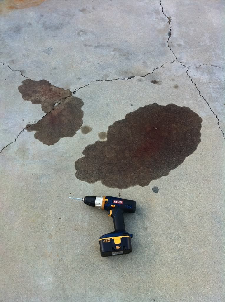 Power steering fluid on the ground •