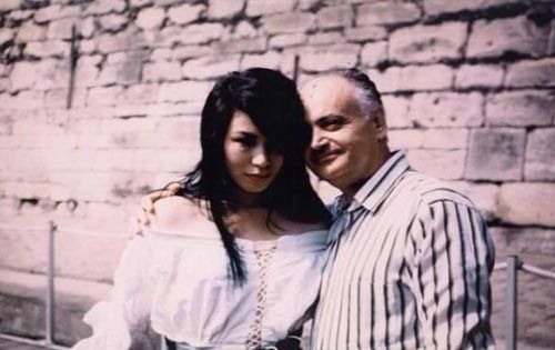http://i907.photobucket.com/albums/ac275/mathisvogel/killing-car-jean-rollin-onset_zpsf5fc0e87.jpg