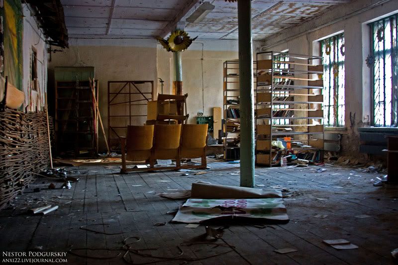 Заброшенный приборостроительный завод