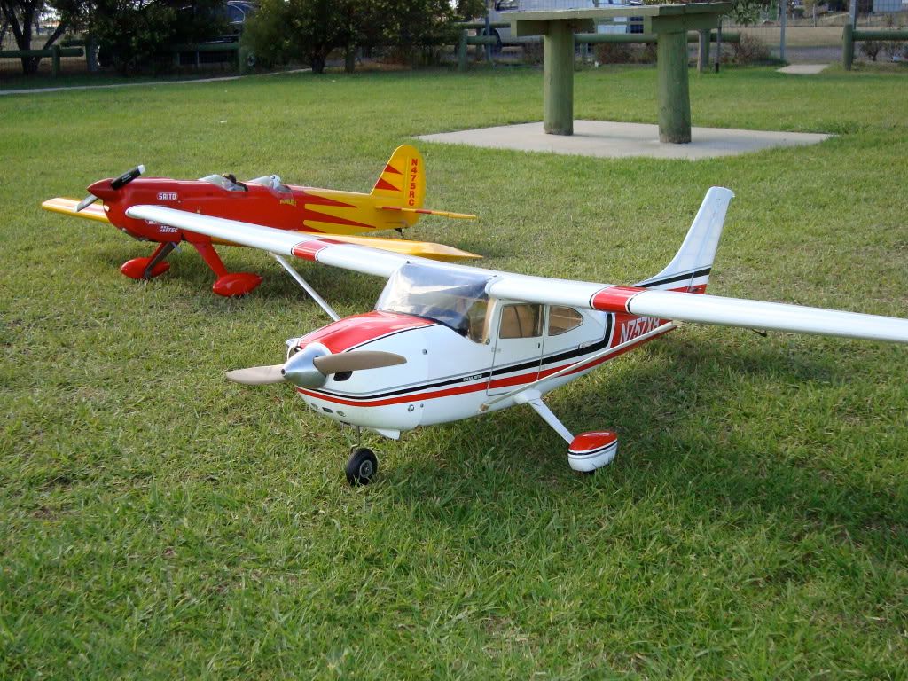 GREAT PLANES CESSNA 182 & SEAGULL SPACEWALKER II Photo by WMAA1995