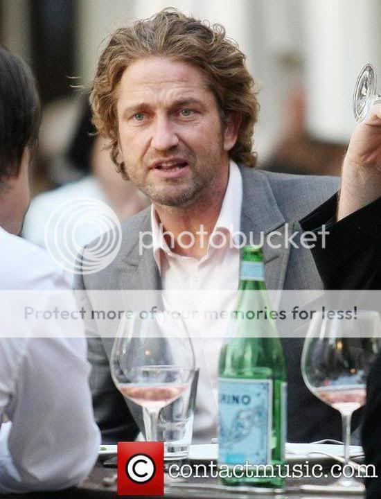 gerard-butler-out-and-about-during-the_3893603